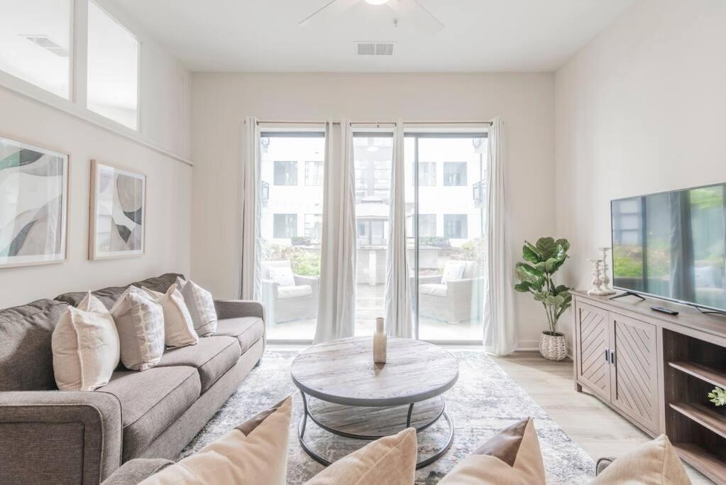 Charming Cozy Apartment With Wi-Fi & Free Parking Charlotte Extérieur photo